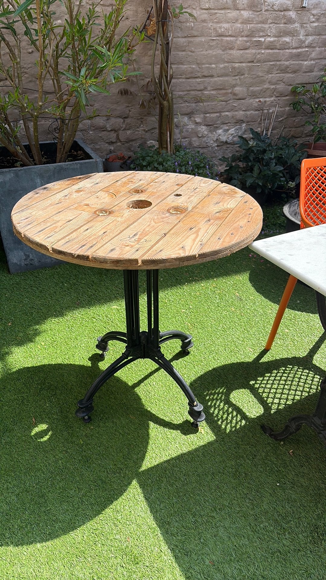 Très belle table de jardin , terrasse, Enlèvement, Comme neuf
