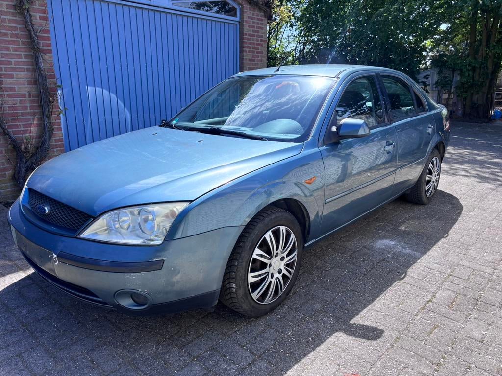 Ford Mondeo 1.8i essence Euro 4 Échange/reprise possible, Autos, Achat, Mondeo, Boîte manuelle, 5 portes
