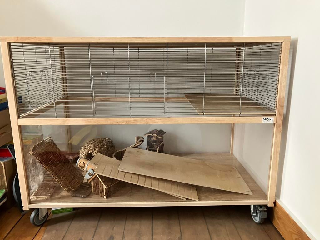 Cage à rongeurs en bois spacieuse avec accessoires, Cage, Enlèvement, Utilisé, 60 à 90 cm