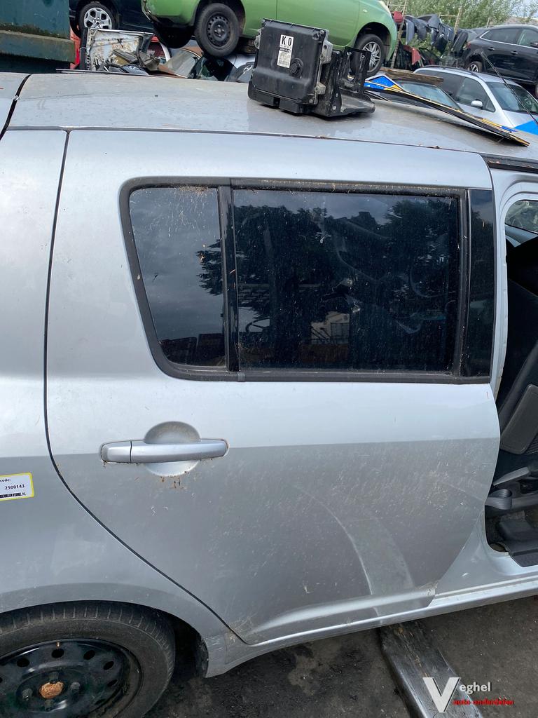 Suzuki Swift 1.3 B 2006 2500143 Portier Linksachter, Auto-onderdelen, Ophalen, Gebruikt, -, Deur