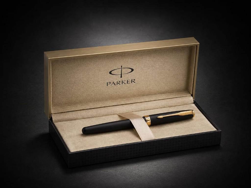 Stylo roller Parker Sonnet Noir Mat avec Attributs Or., Collections, Neuf, Stylo, Enlèvement, Avec boîte