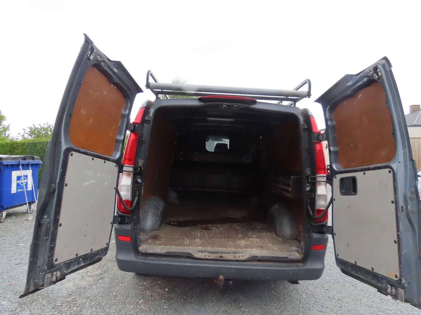 Mercedes-Benz Vito 114 CDI, 100 kW, Argent ou Gris, Entreprise, 3 places