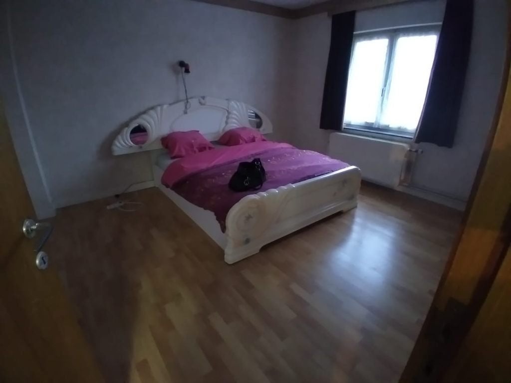 Chambre à louer sur bertrix  400 euros