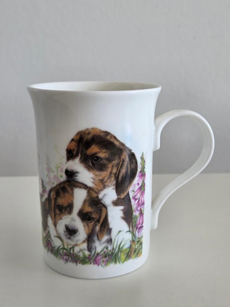 Mug/tasse Beagle Puppies Crown Trent, Enlèvement ou Envoi, Comme neuf, Autres styles, Porcelaine