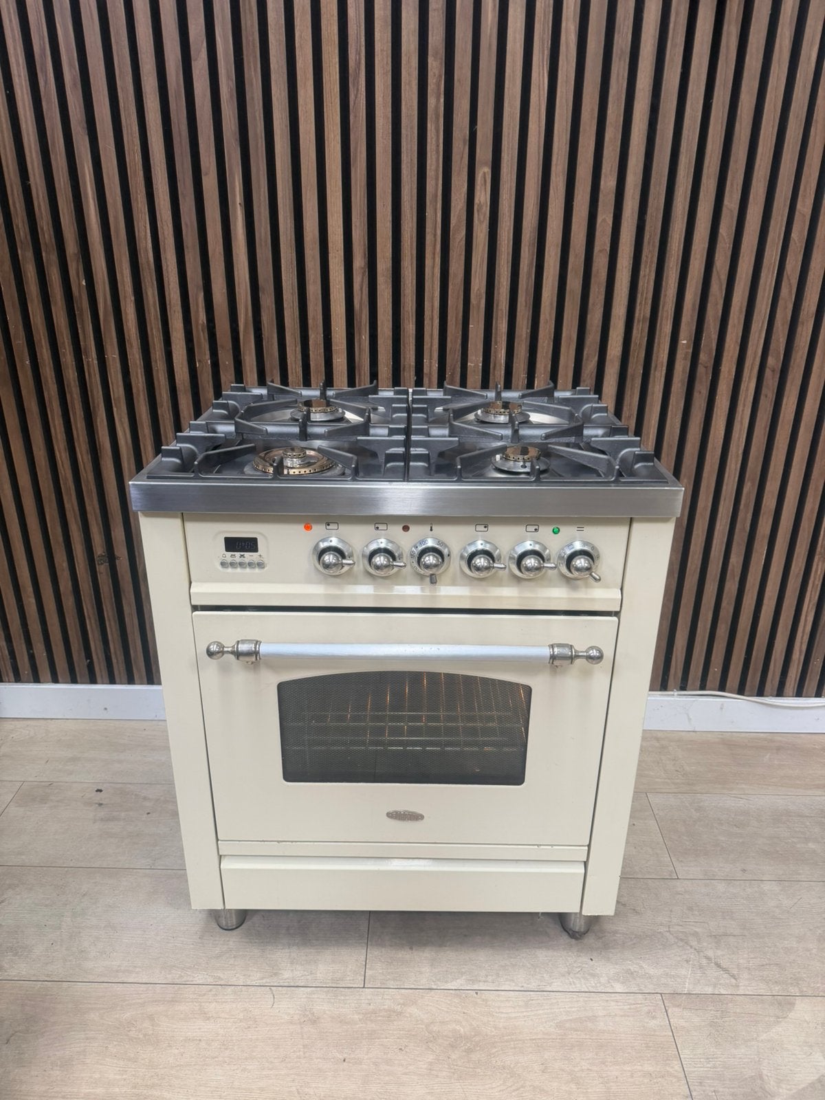 Prachtige Crème Boretti Fornuis 70 cm breed (Gratisbezorgen), Gaz, Classe énergétique A ou plus économe, Enlèvement ou Envoi, 4 zones de cuisson