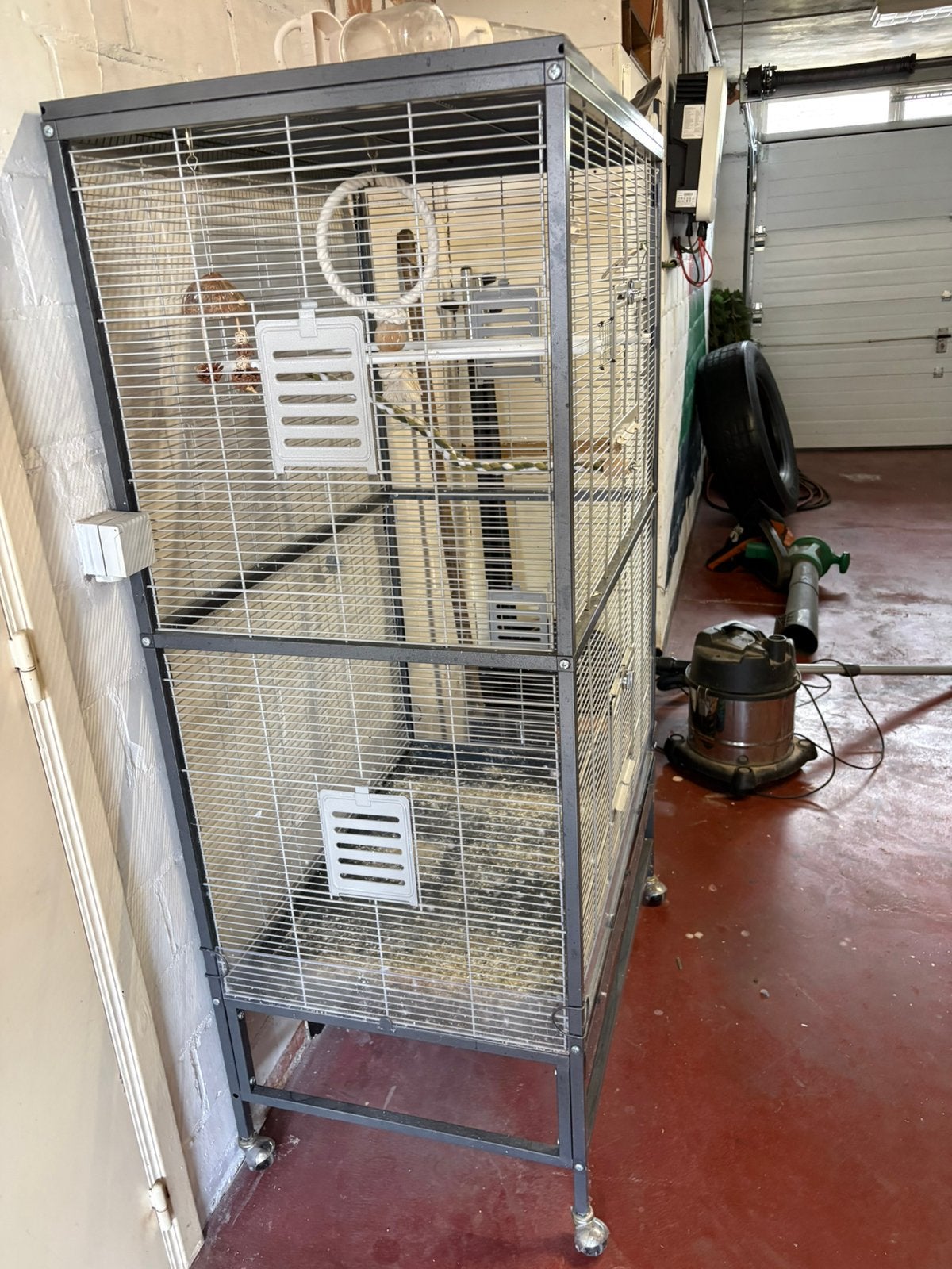 Kooi te koop, Enlèvement, Utilisé