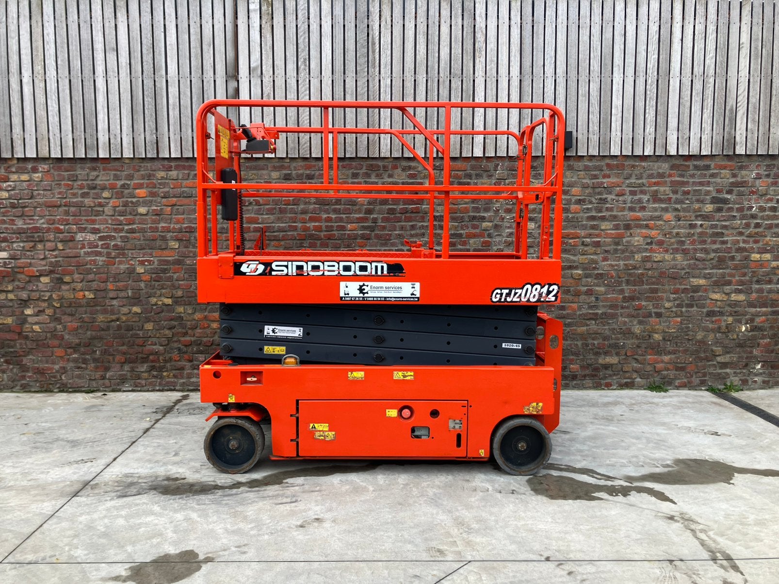 Schaarlift 10m Sinoboom, Ophalen