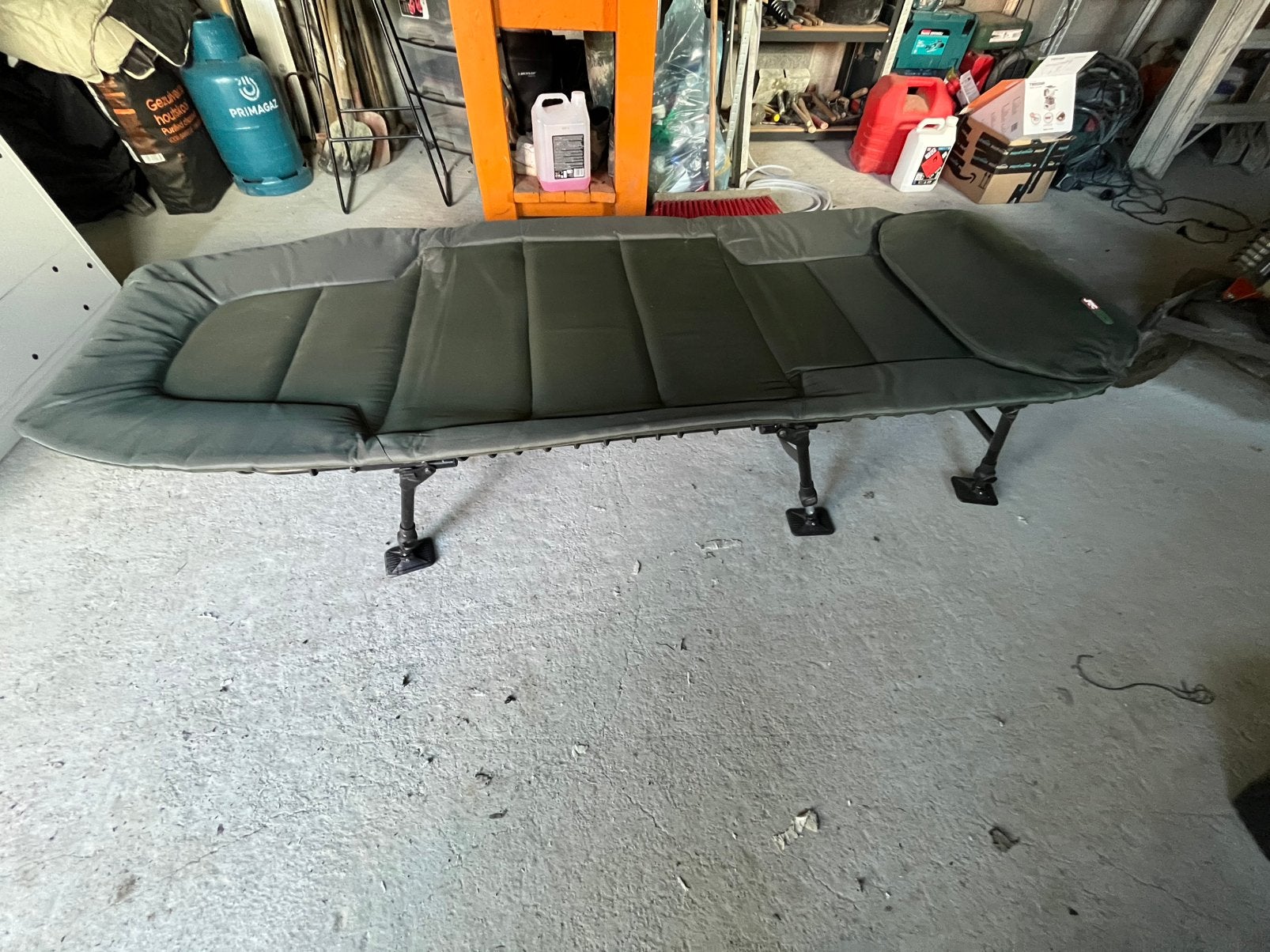 2 bedchairs 1 biwy, Enlèvement, Comme neuf