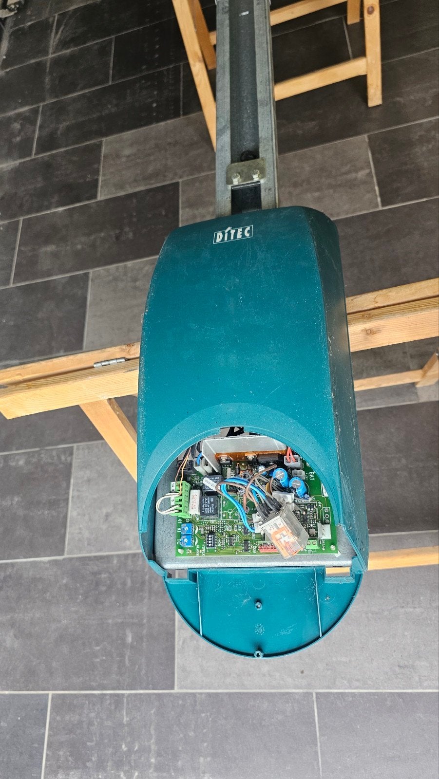 Moteur de porte de garage DITEC Globe 7, Bricolage & Construction