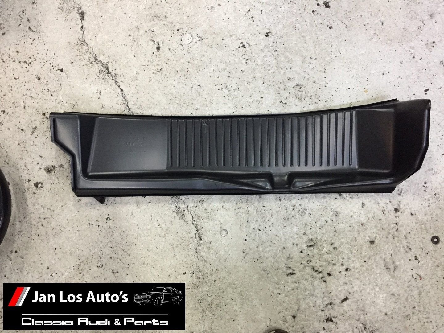 Audi 80 90  B2 ('78-'86) Coupe 811813066A parafan paravan, -, Origine de la pièce connue, Audi, Utilisé