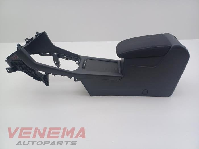 Console centrale d'un Volkswagen Golf Sportsvan, Volkswagen, -, 3 mois de garantie, Utilisé