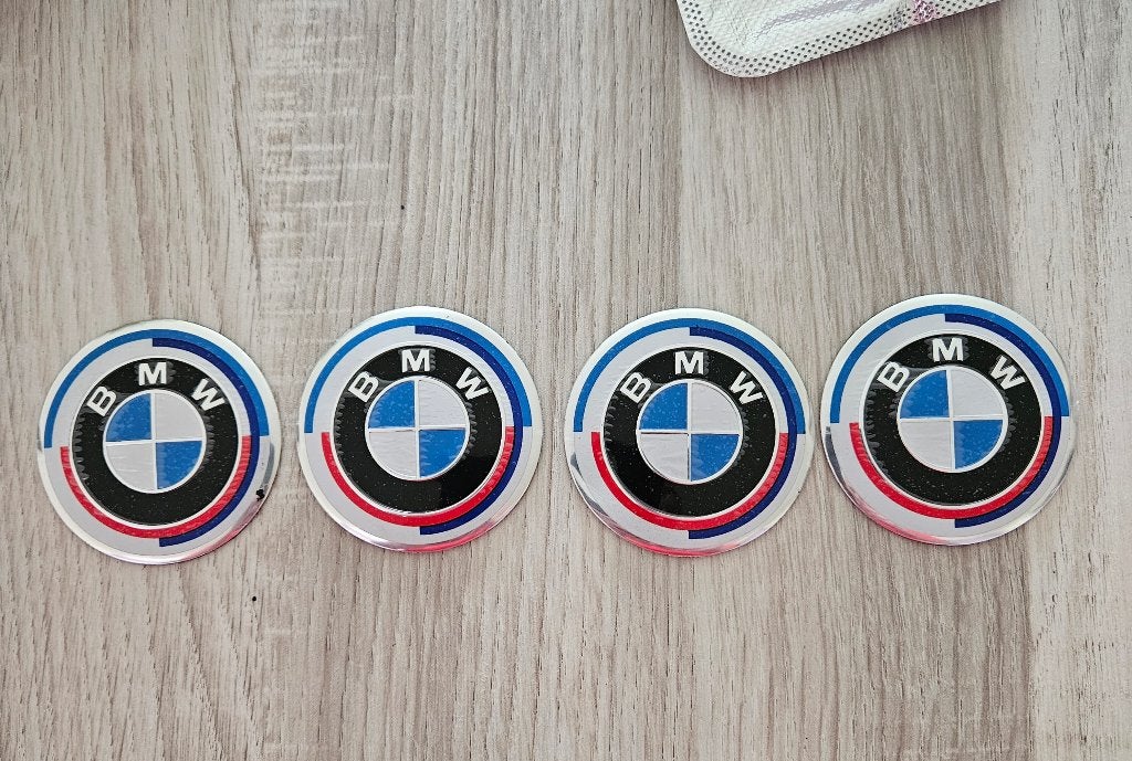 De BMW 50 jaar M logo wheels, Ophalen
