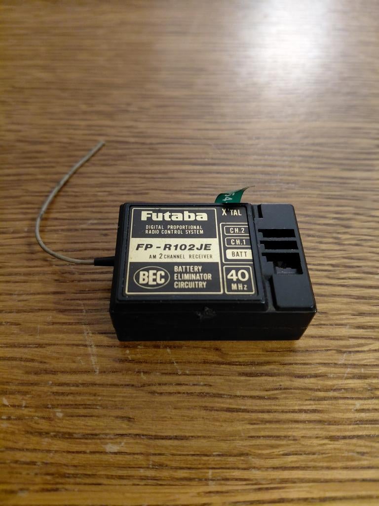 Futaba ontvanger 40 mhz 2 kanaal, Hobby & Loisirs créatifs, Enlèvement ou Envoi, Utilisé