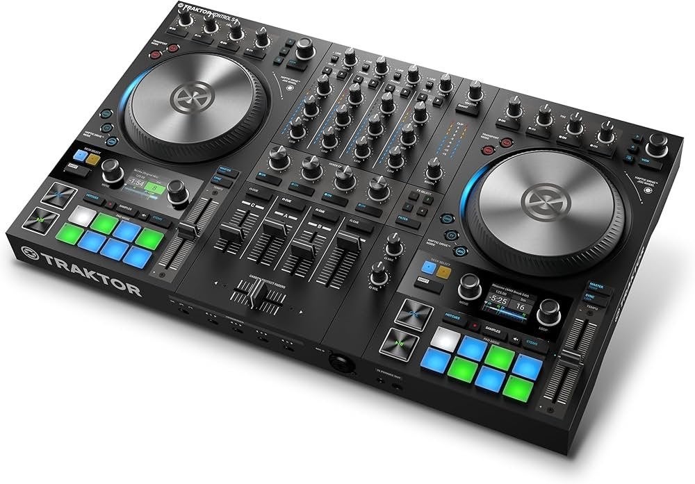 Traktor Kontrol S4 MK3+ traktor f1+ zomo flightcase, Muziek en Instrumenten, Ophalen, Zo goed als nieuw, Dj-set, Overige merken