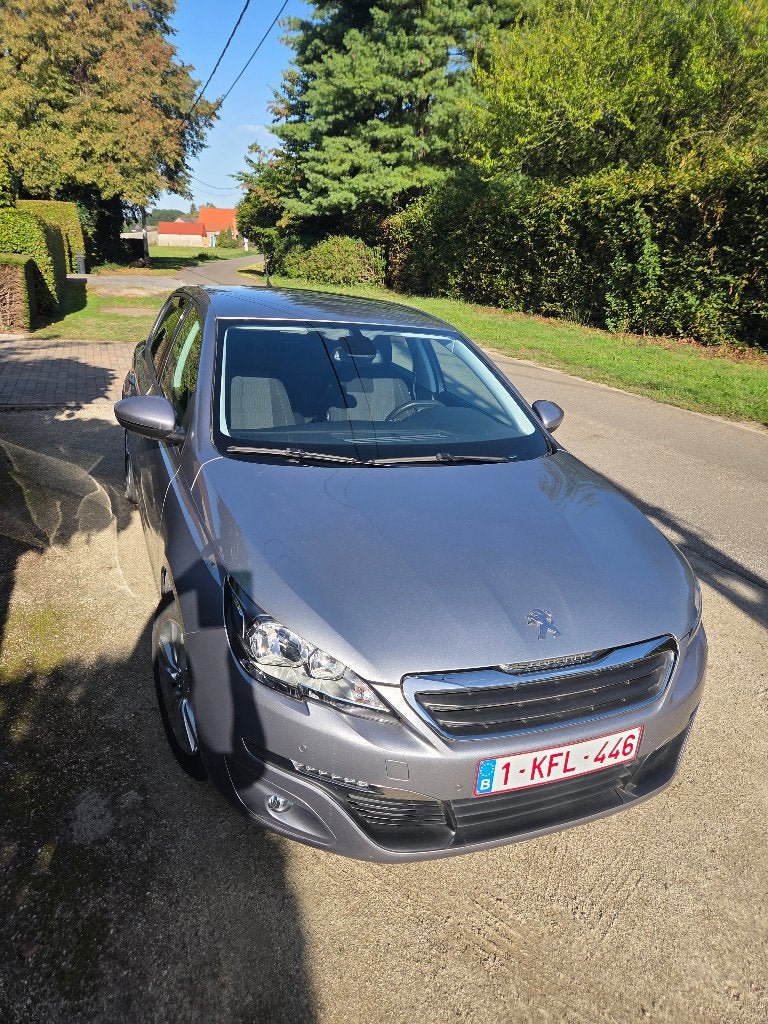 Peugeot 308, Auto's, Stof, https://public.car-pass.be/verify/9659-5459-6390, Automatische klimaatregeling, 96 kW