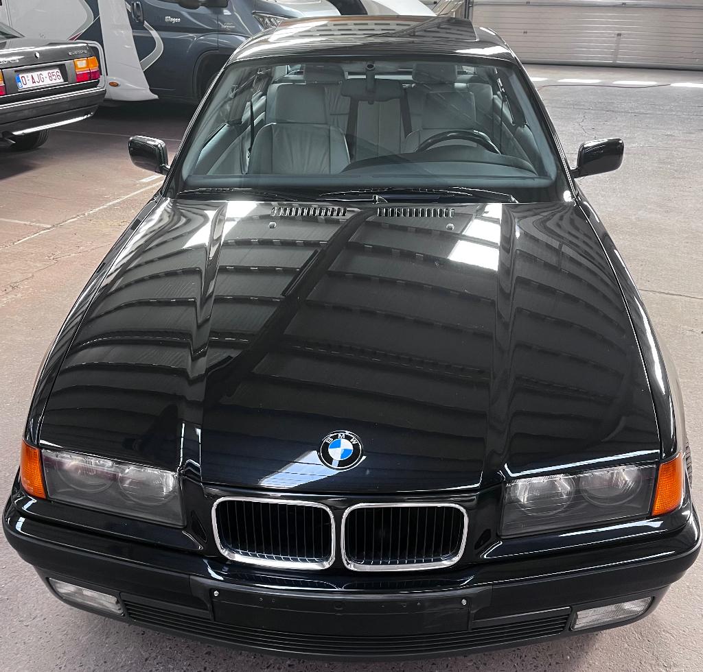 BMW 320i coupé - model E36 - voorouder - Oldtimer, Achterwielaandrijving, 1280 kg, 110 kW, Leder