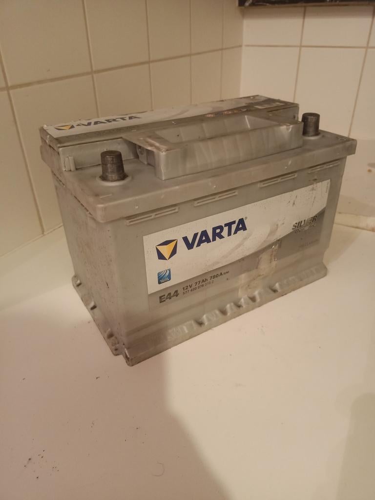 Auto batterij 77Ah, Auto-onderdelen, Ophalen