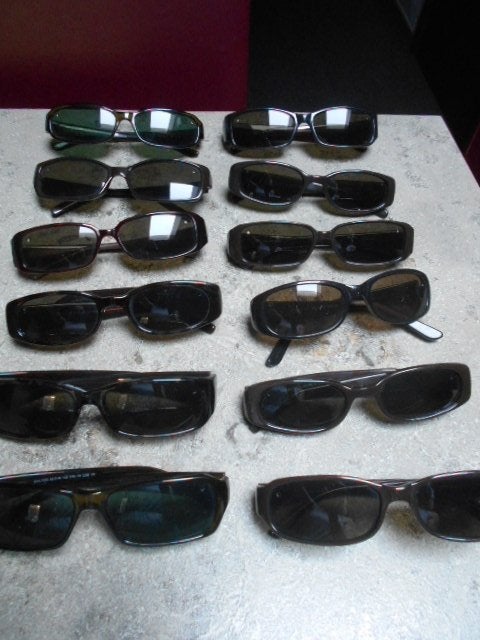 Lot de lunettes de soleil/20 pièces pour 15€, Divers, Lots de brocante, Enlèvement ou Envoi, Neuf