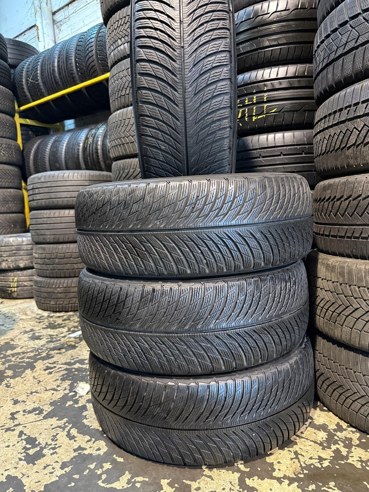 225 55 18 Michelin avec montage et équilibrage, Enlèvement