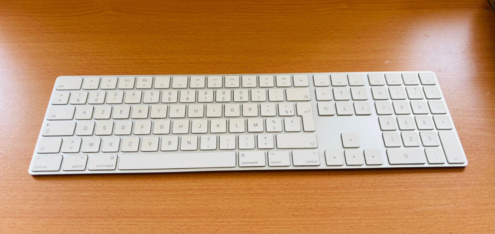 Apple Magic Keyboard draadloos toetsenbord, Azerty, Multi-device, Ophalen of Verzenden, Zo goed als nieuw