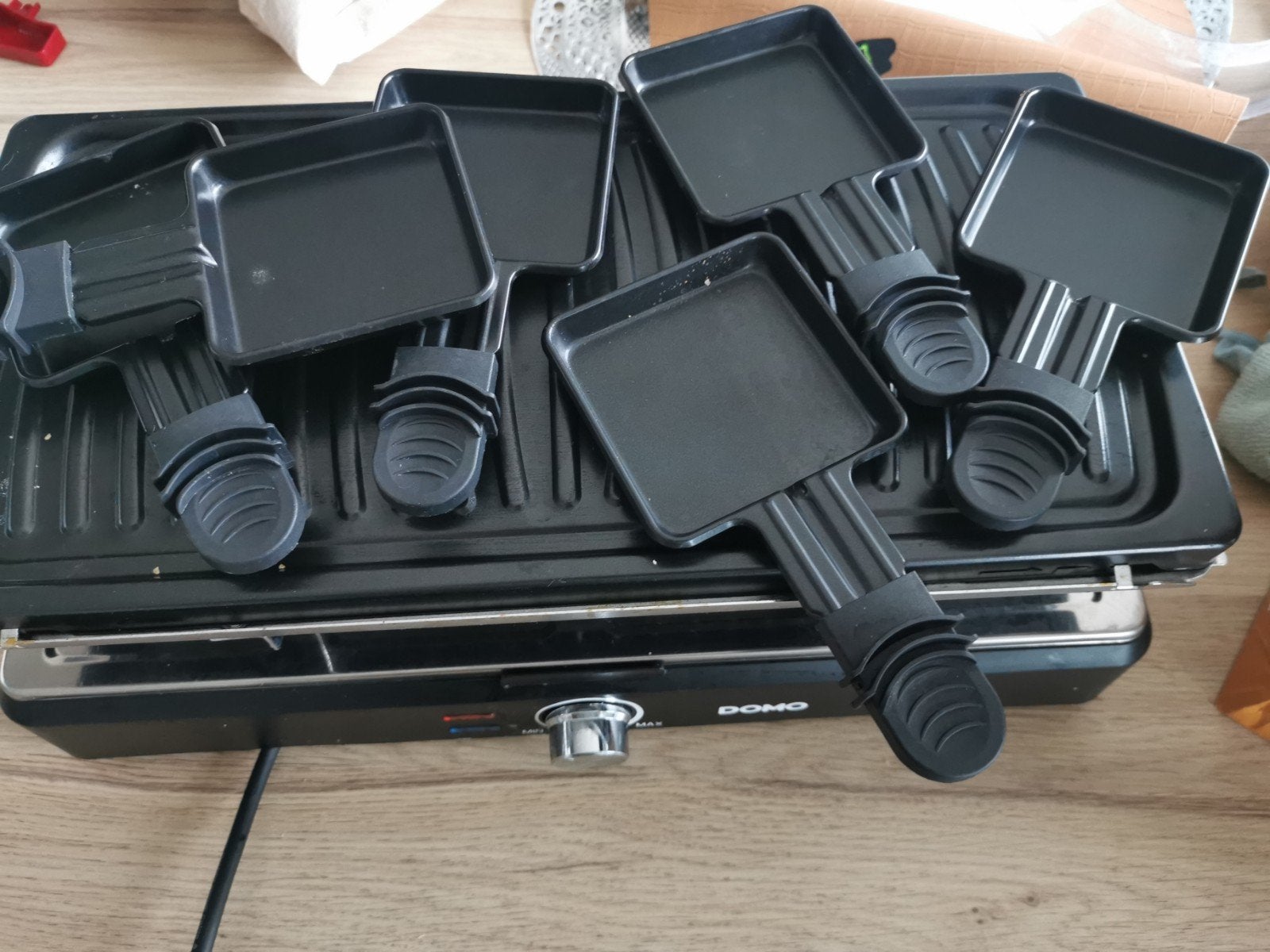 gourmet van domo, Ophalen of Verzenden, Gebruikt, 4 t/m 7 personen