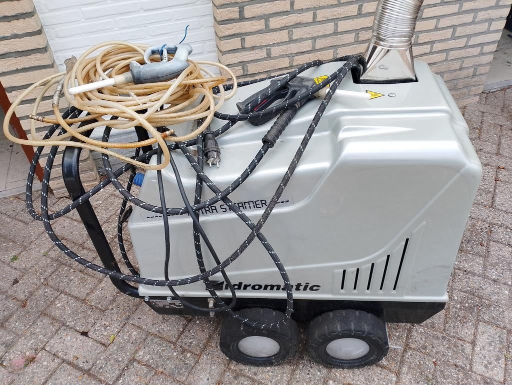 hogedrukreiniger, Tuin en Terras, Hogedrukreinigers, Zo goed als nieuw, Met regelbare waterdruk, Met autostop en -start, Ophalen