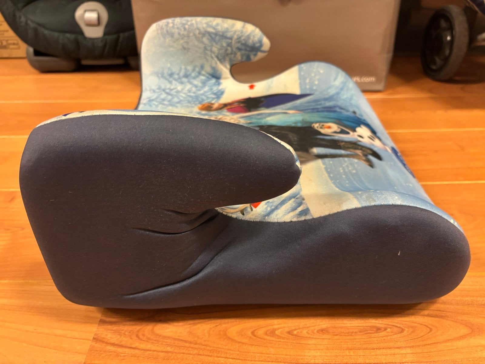 Disney Frozen autostoel / zitverhoger  15-36 kg Anna & Elsa, Ophalen, Zo goed als nieuw
