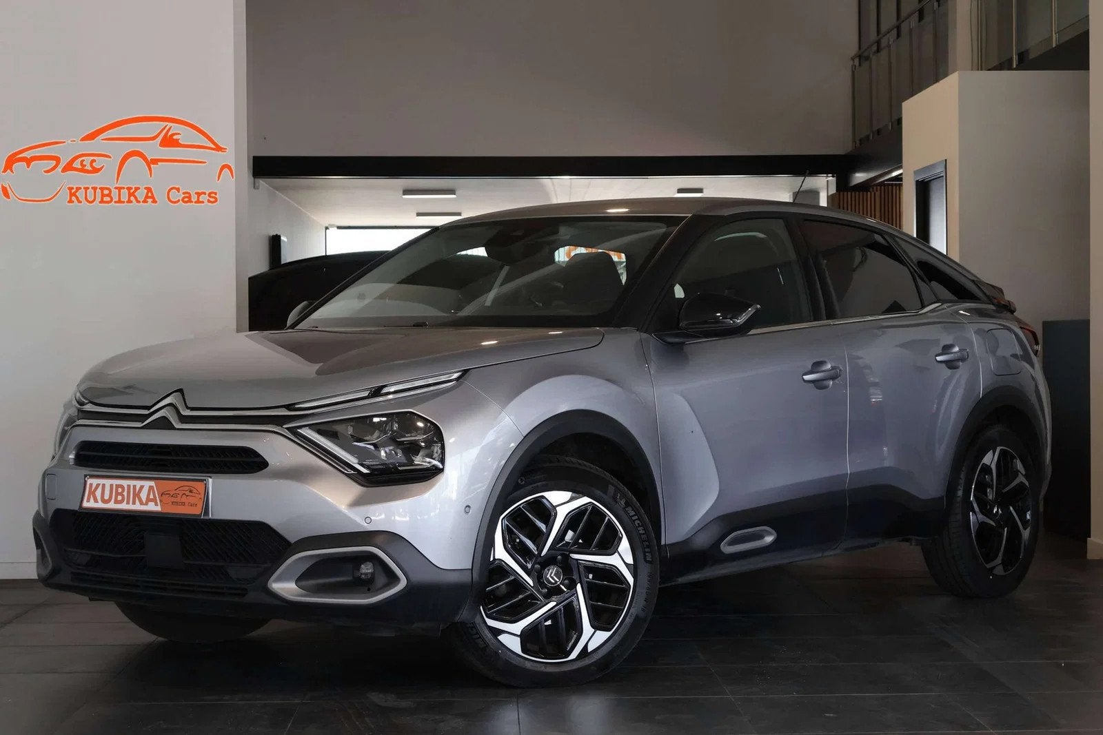 Citroën C4 C4 1.2 PureTech Shine TrekH Camera ACC Garantie*, Autos, Cuir, Euro 6, Entreprise, https://public.car-pass.be/vhr/03a515fb-2caa-4b73-aaed-6500df069a57