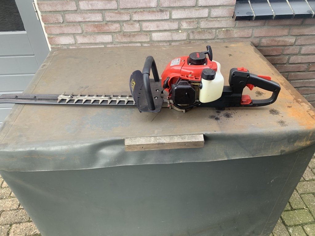 Ikra benzine heggenschaar., Tuin en Terras, Heggenscharen, Gebruikt, Benzine, Ophalen