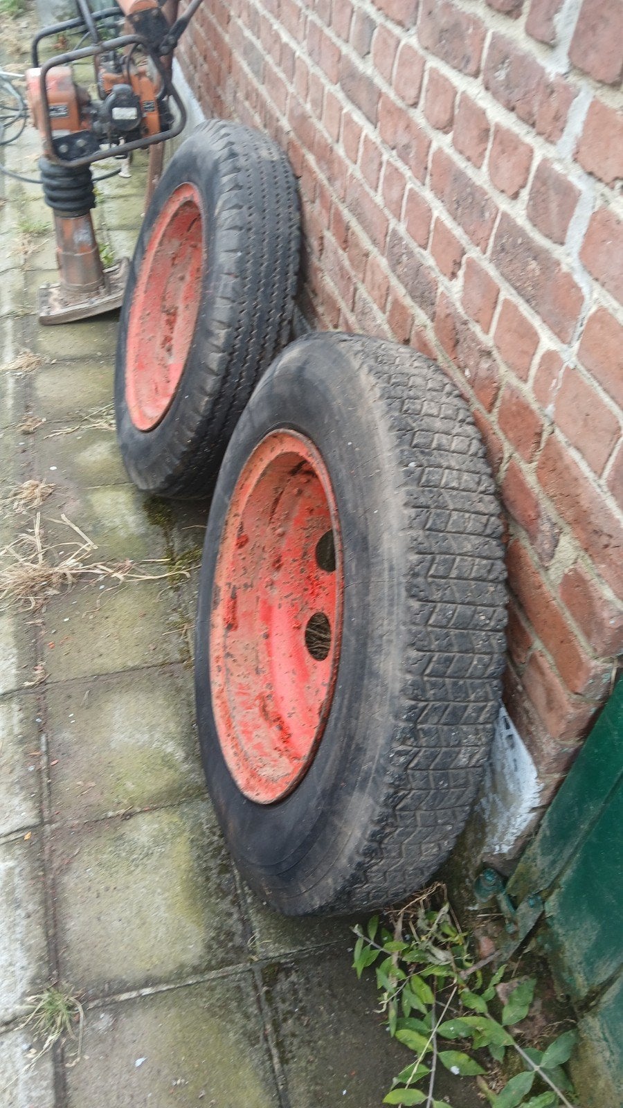 Velgen met banden, Zakelijke goederen, Ophalen