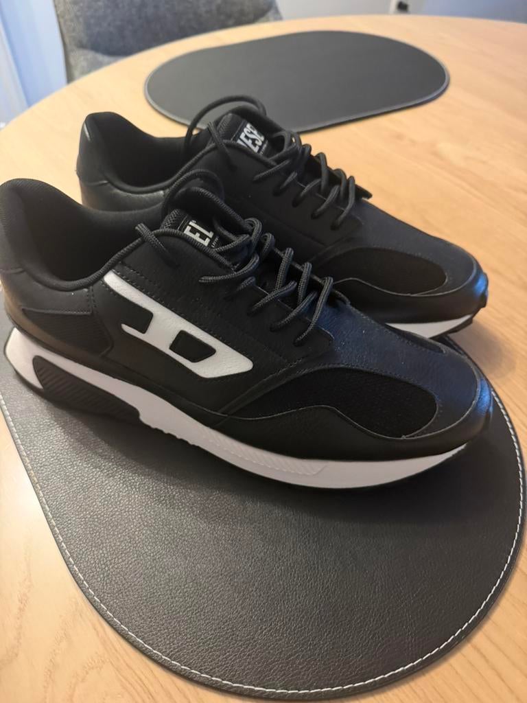 Diesel heren sneakers maat 45, Kleding | Heren, Schoenen, Ophalen, Zwart, Nieuw, Sneakers