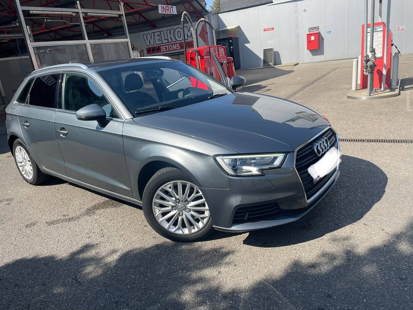 Audi a3 12,700€, Auto's, Audi, Stof, Euro 6, Zwart, Bedrijf