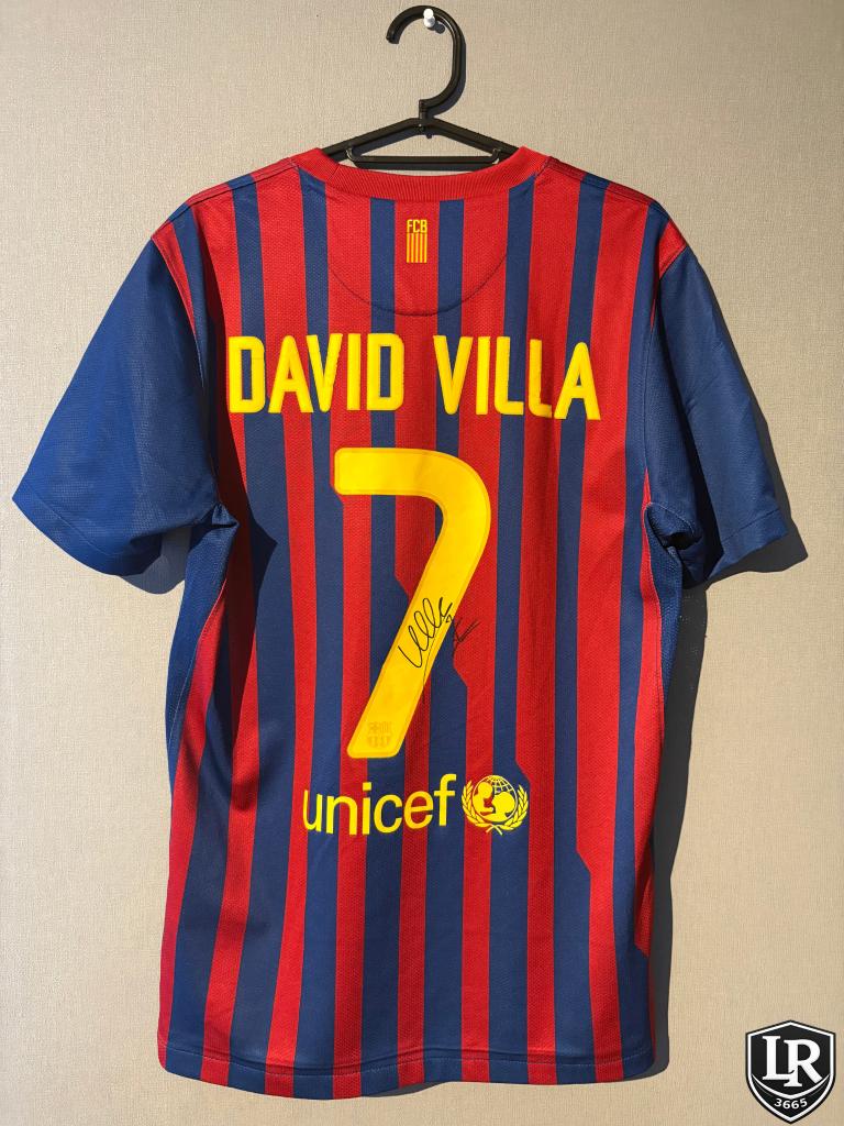 Signed David Villa - Barcelona Home 2011/12 Shirt, Verzamelen, Sportartikelen en Voetbal, Verzenden, Zo goed als nieuw, Shirt