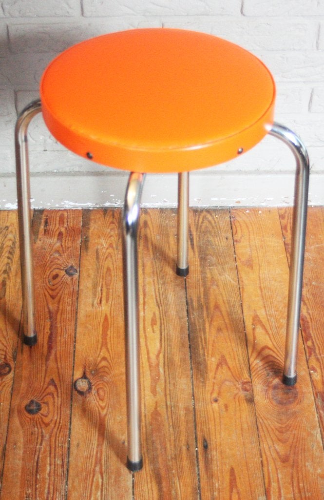 Vintage Rond Oranje Krukje Met Zacht Zitvlak Uit Skai / 60's, Maison & Meubles, Enlèvement ou Envoi, Comme neuf