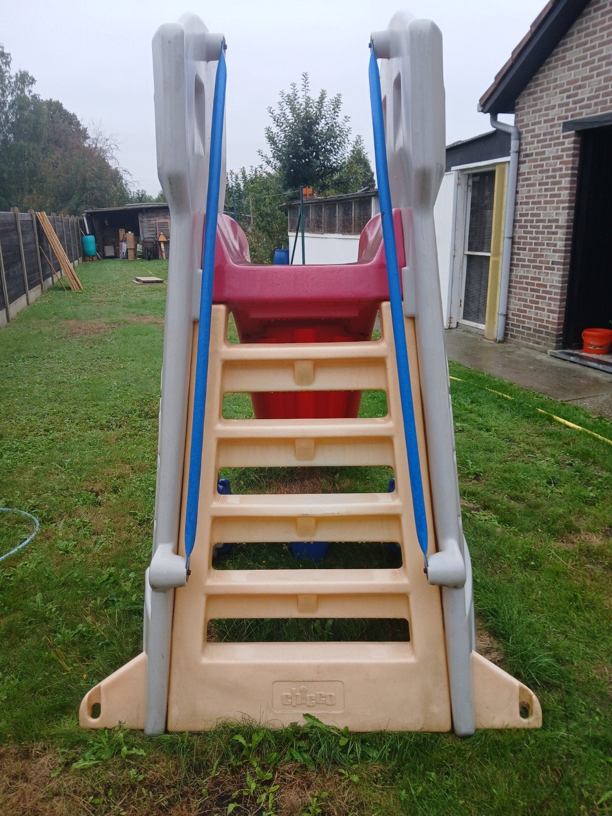schuifaf kinder buuten speelgoed, Ophalen