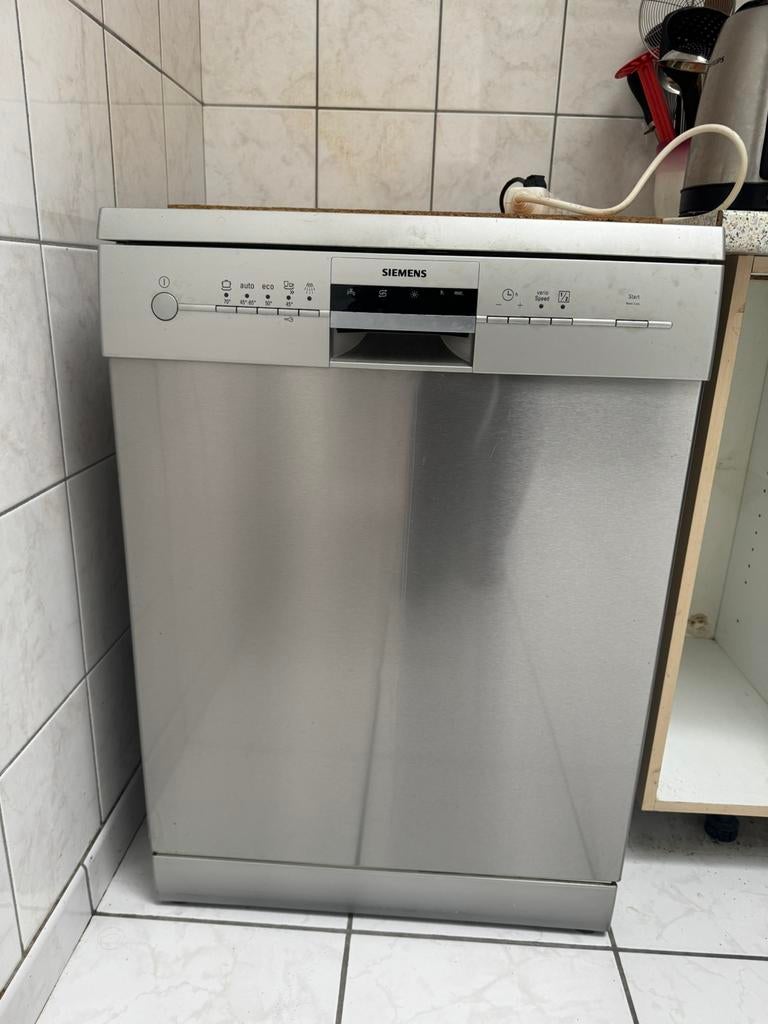 Siemens vaatwasmachine, Elektronische apparatuur, Vaatwasmachines, Ophalen, Zo goed als nieuw, Vrijstaand