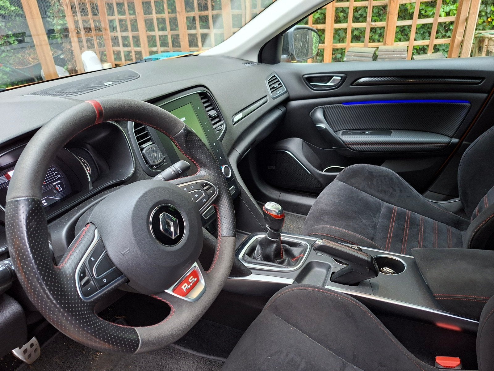 Renault megane rs trophy 300pk, Auto's, Voorwielaandrijving, Alcantara, Parkeerassistent, 5 deurs
