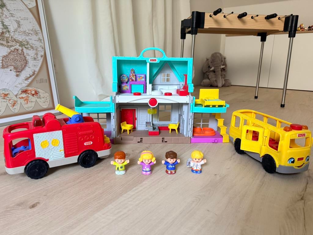 Fisher-Price little people huis +brandweerwagen + schoolbus, Enlèvement ou Envoi, Comme neuf
