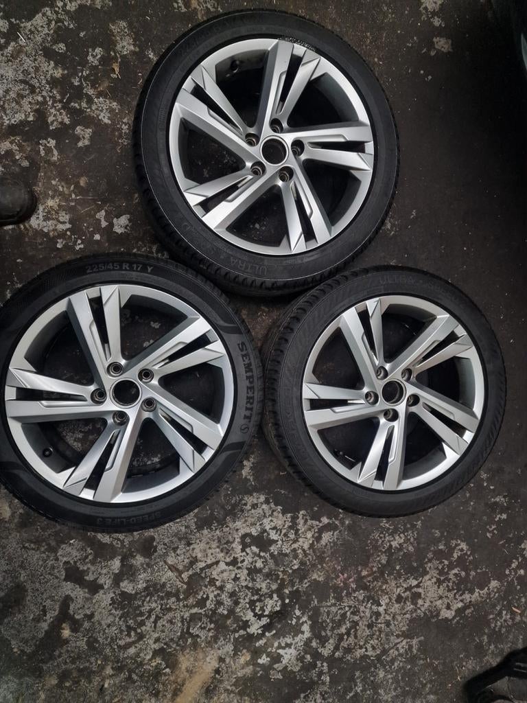 3 jantes allu VW R17  5H0601025AF, Pneus et Jantes, 4 Saisons, Véhicule de tourisme, 17 pouces