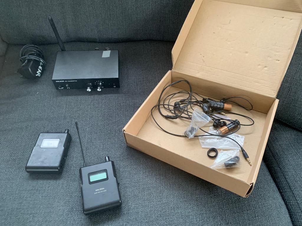 Aenlon S2 in-ear systeem, 1 zender + 2 ontvangers, Ophalen of Verzenden, Gebruikt, Audio