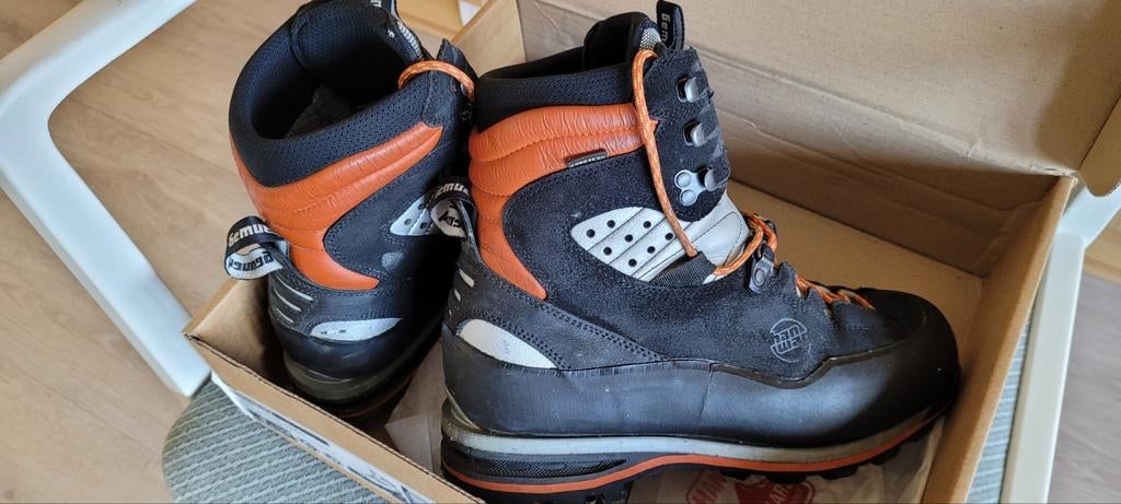 Hanwag Friction GTX in nieuwstaat maat 43, Enlèvement ou Envoi, Neuf, Chaussures