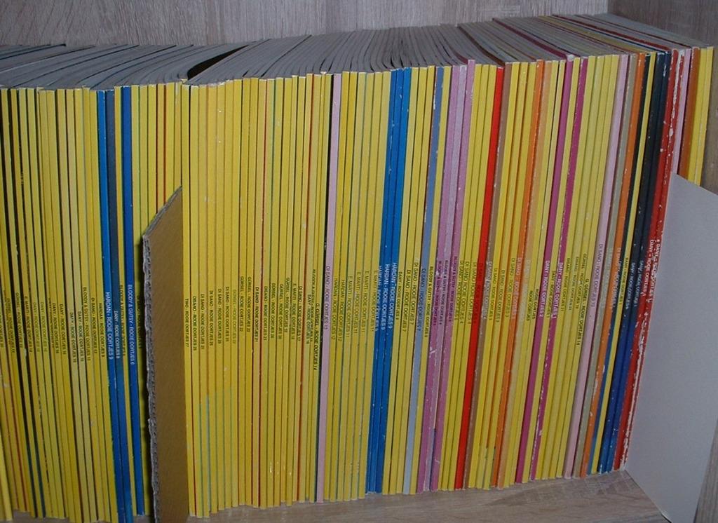 rooie oortjes strips, Livres, BD, Plusieurs BD, Enlèvement ou Envoi
