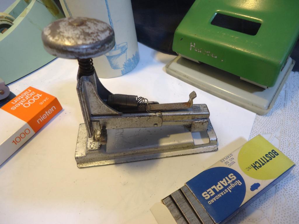 Kantoor Nietmachine Inkt stempels enz 🤗🤩😎, Ophalen of Verzenden