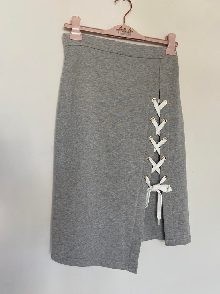 Grijze rok relish maat M, Kleding | Dames, Ophalen of Verzenden