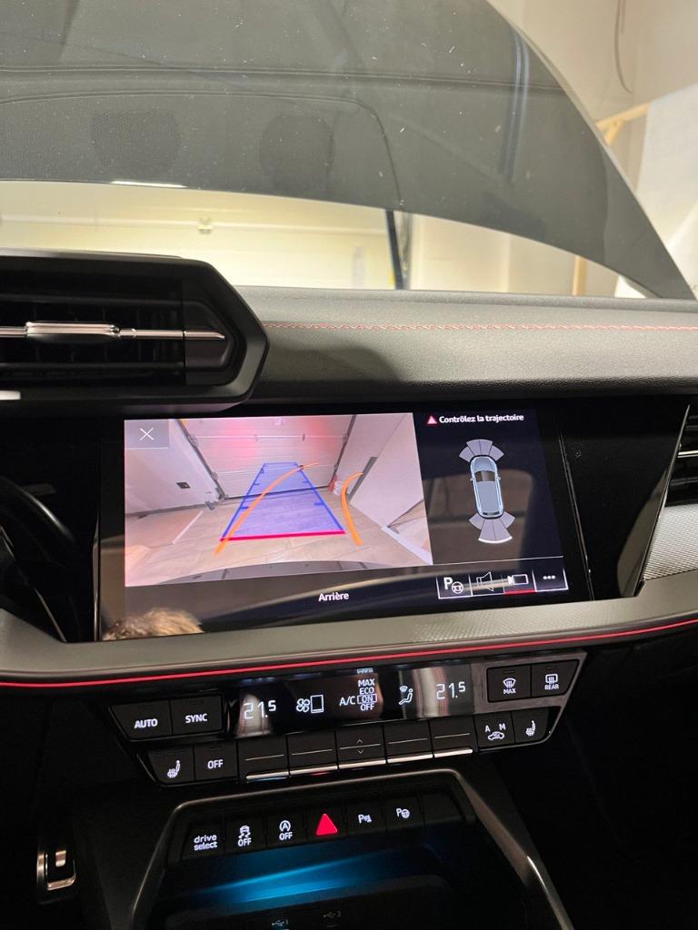 Audi A3 8Y Achteruitrijcamera inbouw, Auto-onderdelen, Ophalen, Nieuw, Audi