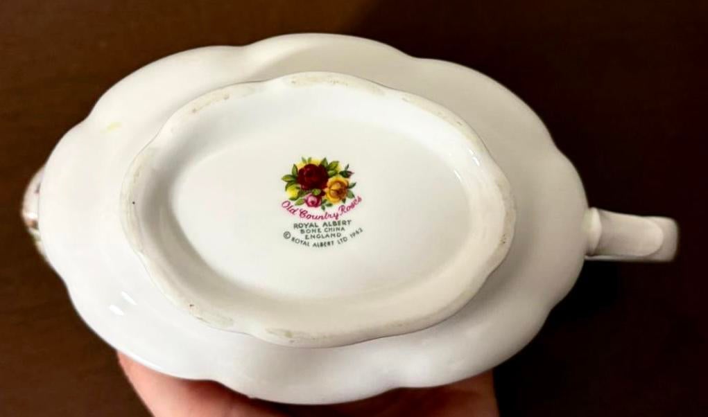 Service Royal Albert « Old Country Roses », Enlèvement