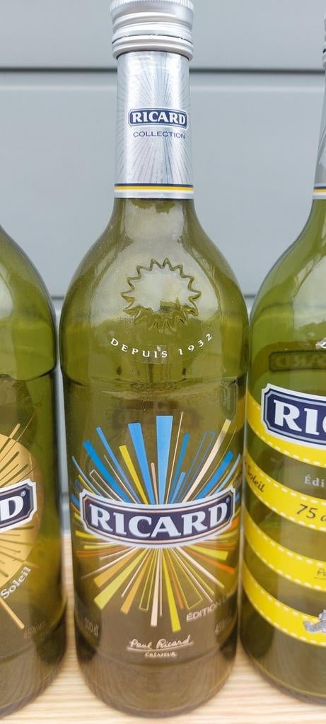 Bouteille de collection ricard, Enlèvement ou Envoi