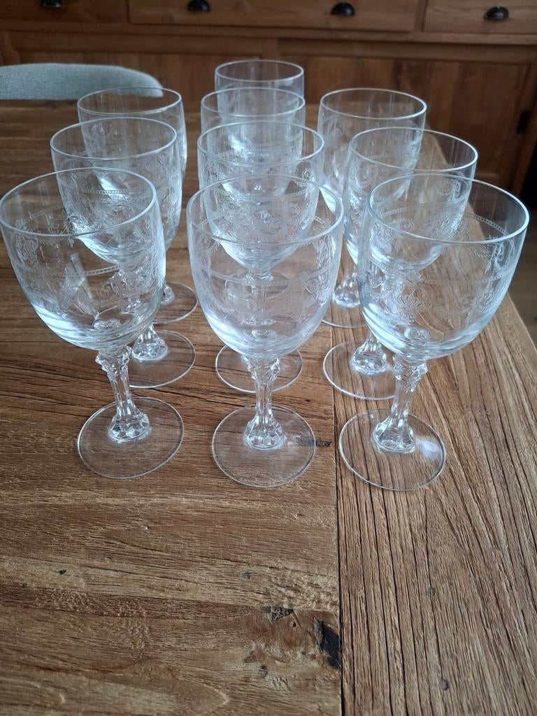 10 medium Kristallen wijnglazen., Ophalen of Verzenden, Zo goed als nieuw