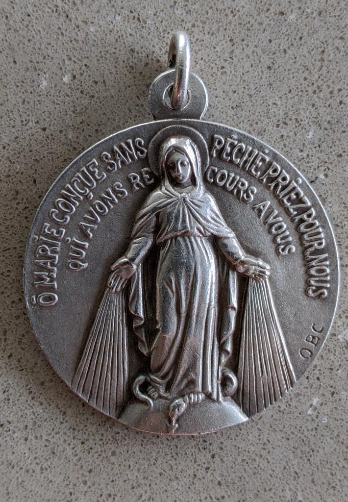 Medaillon, hanger Maagd Maria, Ophalen of Verzenden, Nieuw, Sieraad, Christendom | Katholiek