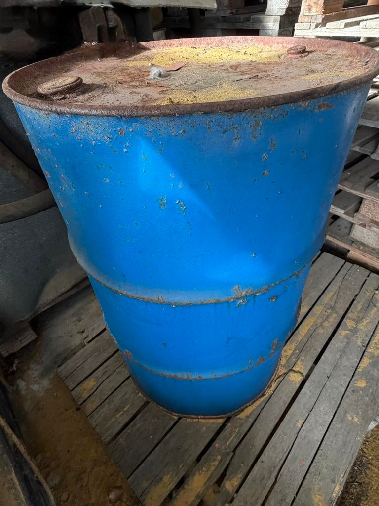 200 liter White Spirit., Ophalen, Zo goed als nieuw, Overige typen